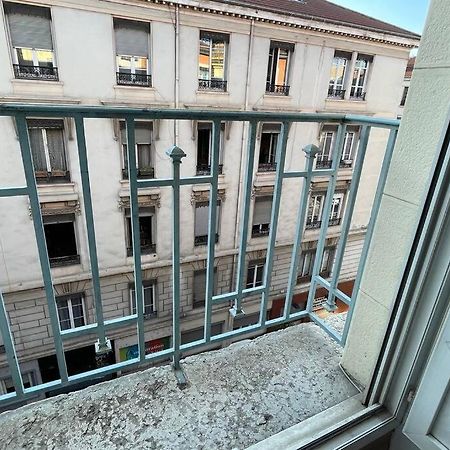 Appartement Renove Proche Du Parc De La Tete D'Or Villeurbanne Bagian luar foto