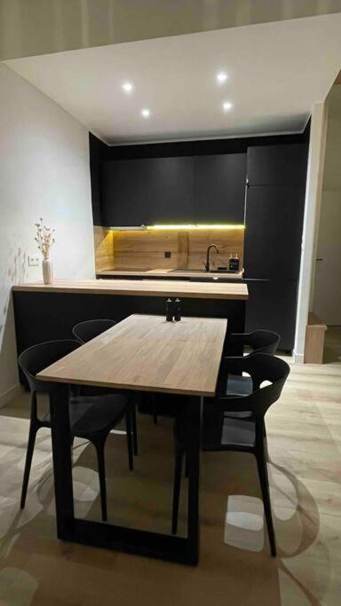 Appartement Renove Proche Du Parc De La Tete D'Or Villeurbanne Bagian luar foto