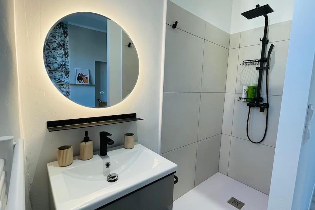 Appartement Renove Proche Du Parc De La Tete D'Or Villeurbanne Bagian luar foto